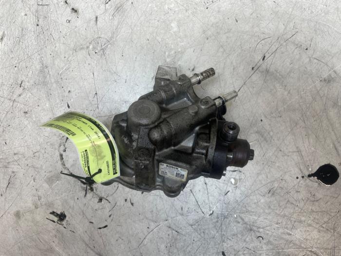Gebruikte Dieselpomp Peugeot Partner (GC/GF/GG/GJ/GK) 1.6 BlueHDI 75 Prijs € 150,00 Margeregeling aangeboden door Autodemontage van de Laar