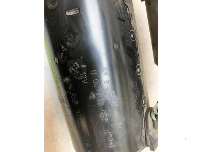 Startmotor van een Volkswagen Scirocco (137/13AD) 1.4 TSI 122 16V 2012