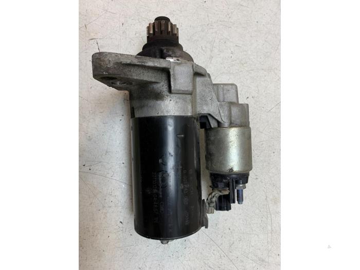 Startmotor van een Volkswagen Scirocco (137/13AD) 1.4 TSI 122 16V 2012