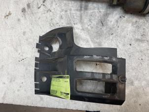 Gebruikte Bumpersteun rechts-achter Citroen C4 Picasso (UD/UE/UF) 1.6 16V VTi 120 Prijs € 25,00 Margeregeling aangeboden door Autodemontage van de Laar
