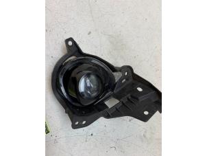 Gebruikte Mistlamp links-voor Mazda 2 (DJ/DL) 1.5 SkyActiv-G 90 Prijs € 50,00 Margeregeling aangeboden door Autodemontage van de Laar