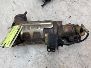 Gebruikte Katalysator Kia Stonic (YB) 1.0i T-GDi 12V Eco-Dynamics+ Prijs € 200,00 Margeregeling aangeboden door Autodemontage van de Laar