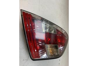 Gebruikte Achterlicht rechts Fiat Stilo (192A/B) 1.2 16V 3-Drs. Prijs € 35,00 Margeregeling aangeboden door Autodemontage van de Laar