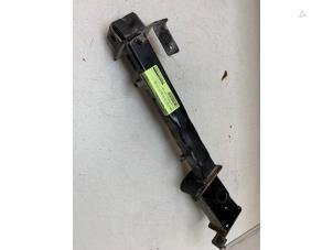 Gebruikte Subframe Renault Megane IV Estate (RFBK) 1.5 Energy dCi 110 Prijs op aanvraag aangeboden door Autodemontage van de Laar