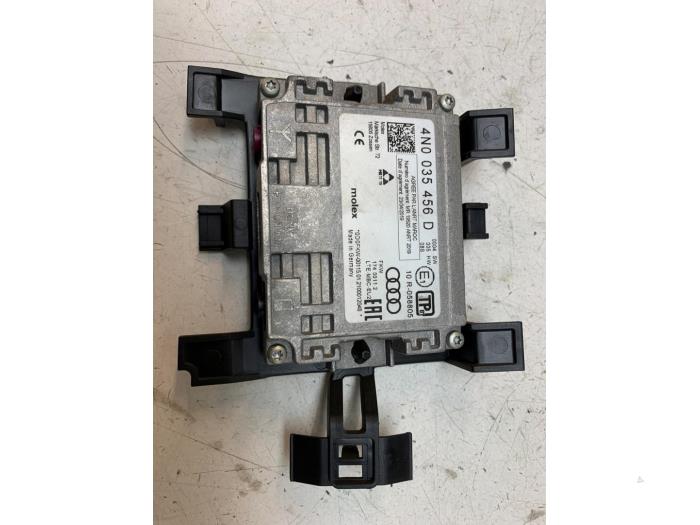 Telefoon Module van een Volkswagen Golf VIII (CD1) 2.0 GTI 16V 2021