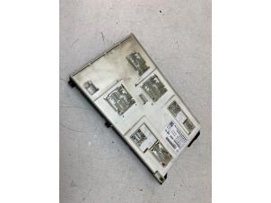 Gebruikte Module Comfort Mercedes A (W176) 1.6 A-180 16V Prijs € 50,00 Margeregeling aangeboden door Autodemontage van de Laar