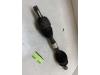 Mercedes-Benz A (W176) 1.6 A-180 16V Aandrijfas links-voor