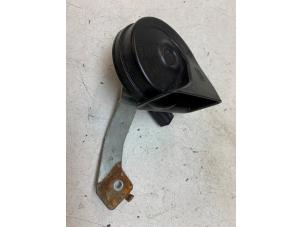 Gebruikte Claxon Mercedes A (W176) 1.6 A-180 16V Prijs € 25,00 Margeregeling aangeboden door Autodemontage van de Laar