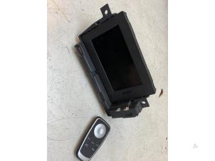 Gebruikte Display Interieur Renault Kangoo Express (FW) ZE Prijs € 175,00 Margeregeling aangeboden door Autodemontage van de Laar