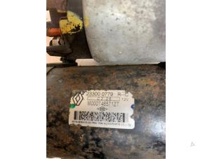 Startmotor van een Dacia Lodgy (JS/SD0J) 1.2 TCE 16V 2013