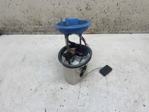 Gebruikte Benzinepomp Volkswagen Golf Sportsvan (AUVS) 1.2 TSI 16V BlueMOTION Prijs € 75,00 Margeregeling aangeboden door Autodemontage van de Laar