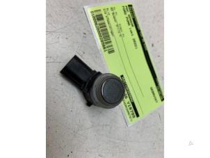 Gebruikte Sensor PDC Ford Puma 1.0 Ti-VCT EcoBoost mHEV 12V Prijs € 20,00 Margeregeling aangeboden door Autodemontage van de Laar