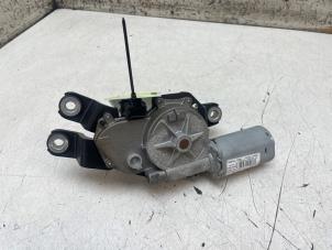 Gebruikte Ruitenwissermotor achter Ford Puma 1.0 Ti-VCT EcoBoost mHEV 12V Prijs € 50,00 Margeregeling aangeboden door Autodemontage van de Laar