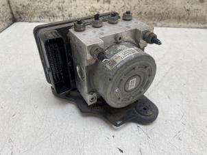 Gebruikte ABS Pomp Volkswagen Golf VII (AUA) 1.4 TSI 16V Prijs € 150,00 Margeregeling aangeboden door Autodemontage van de Laar