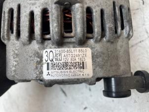 Dynamo van een Opel Agila (B) 1.0 12V 2012