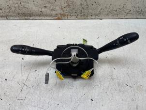 Gebruikte Combischakelaar Stuurkolom Peugeot 206 (2A/C/H/J/S) 1.4 XR,XS,XT,Gentry Prijs € 125,00 Margeregeling aangeboden door Autodemontage van de Laar