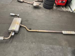 Gebruikte Uitlaat Einddemper Lynk &amp; Co 01 1.5 PHEV Prijs € 300,00 Margeregeling aangeboden door Autodemontage van de Laar