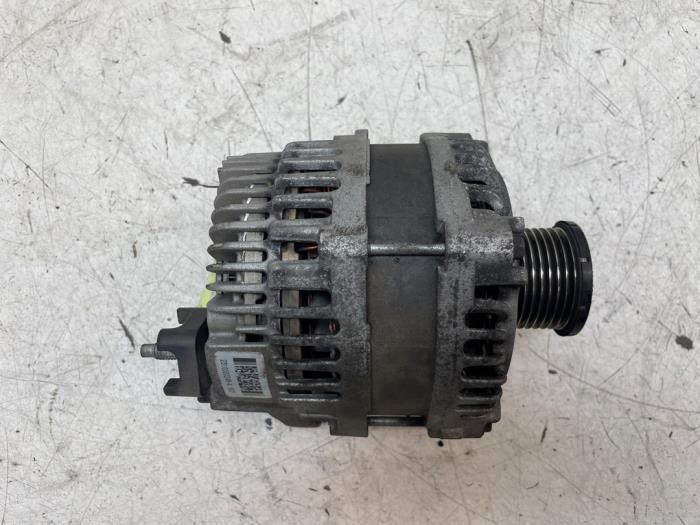 Gebruikte Dynamo Renault Megane III Grandtour (KZ) 1.4 16V TCe 130 Prijs € 50,00 Margeregeling aangeboden door Autodemontage van de Laar