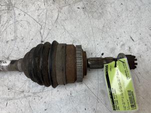 Gebruikte Aandrijfas rechts-voor Opel Tigra Twin Top 1.8 16V Prijs € 50,00 Margeregeling aangeboden door Autodemontage van de Laar