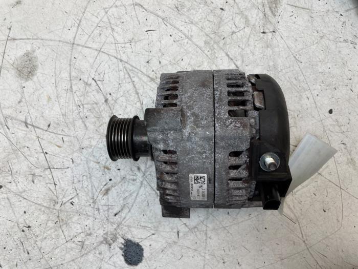 Gebruikte Dynamo BMW 1 serie (F20) 114d 1.5 12V TwinPower Prijs € 70,00 Margeregeling aangeboden door Autodemontage van de Laar