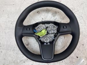 Gebruikte Stuurwiel Tesla Model Y (5YJY) Long Range,Performance Prijs € 302,50 Inclusief btw aangeboden door Autodemontage van de Laar