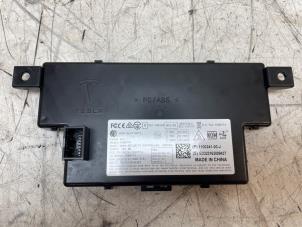 Gebruikte Central electronic module Tesla Model Y (5YJY) Long Range,Performance Prijs € 121,00 Inclusief btw aangeboden door Autodemontage van de Laar