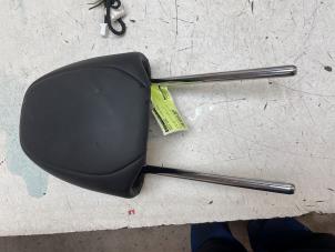 Gebruikte Hoofdsteun Tesla Model Y (5YJY) Long Range,Performance Prijs € 42,35 Inclusief btw aangeboden door Autodemontage van de Laar