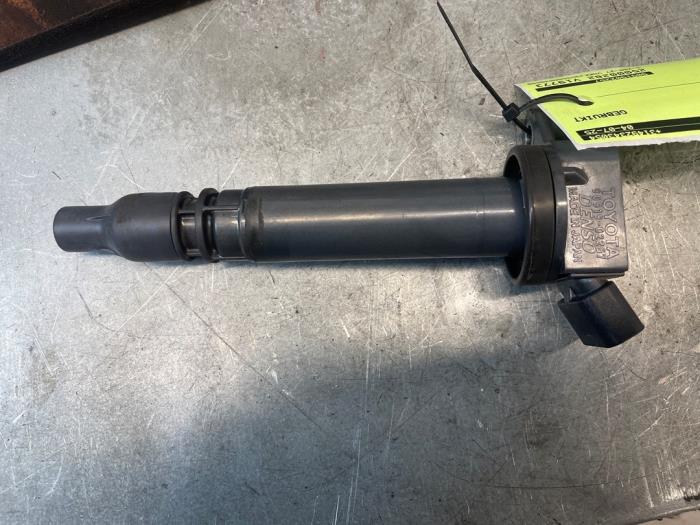 Gebruikte Pen Bobine Toyota Yaris III (P13) 1.33 16V Dual VVT-I Prijs € 15,00 Margeregeling aangeboden door Autodemontage van de Laar