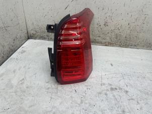 Gebruikte Achterlicht rechts Peugeot 5008 I (0A/0E) 1.6 THP 16V Prijs € 120,00 Margeregeling aangeboden door Autodemontage van de Laar