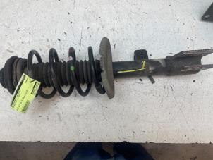 Gebruikte Voorpoot links Peugeot 5008 I (0A/0E) 1.6 THP 16V Prijs € 70,00 Margeregeling aangeboden door Autodemontage van de Laar