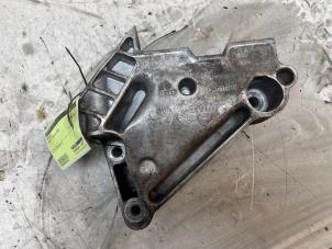 Gebruikte Motorrubber Volkswagen Golf Sportsvan (AUVS) 1.6 TDI BlueMotion 16V Prijs op aanvraag aangeboden door Autodemontage van de Laar