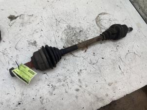 Gebruikte Aandrijfas links-voor Citroen Jumpy (G9) 1.6 HDI 16V Prijs op aanvraag aangeboden door Autodemontage van de Laar