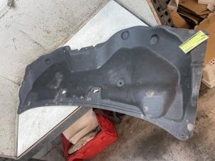 Gebruikte Motorkap Isolatie Renault Koleos II (RZGH) Prijs op aanvraag aangeboden door Autodemontage van de Laar