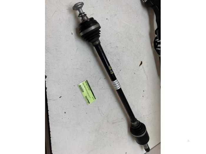 Gebruikte Aandrijfas rechts-achter BMW 3 serie Touring (G21) 318i 2.0 TwinPower Turbo 16V Prijs € 125,00 Margeregeling aangeboden door Autodemontage van de Laar