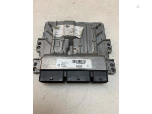 Gebruikte Computer Motormanagement Renault Megane IV Estate (RFBK) 1.5 Energy dCi 110 Prijs op aanvraag aangeboden door Autodemontage van de Laar