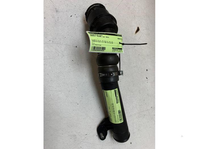 Gebruikte Intercooler Buis Renault Megane IV Estate (RFBK) 1.5 Energy dCi 110 Prijs op aanvraag aangeboden door Autodemontage van de Laar