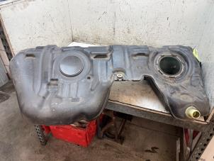 Gebruikte Brandstoftank BMW 4 serie Gran Coupe (F36) 428i 2.0 Turbo 16V Prijs € 150,00 Margeregeling aangeboden door Autodemontage van de Laar