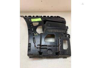 Gebruikte Bumpersteun links-achter BMW 4 serie Gran Coupe (F36) 428i 2.0 Turbo 16V Prijs € 25,00 Margeregeling aangeboden door Autodemontage van de Laar