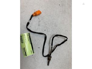 Gebruikte Uitlaat temperatuursensor Volkswagen Golf VII (AUA) 1.6 TDI BlueMotion 16V Prijs € 35,00 Margeregeling aangeboden door Autodemontage van de Laar