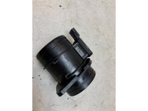 Gebruikte Luchtmassameter Volkswagen Golf VII (AUA) 1.6 TDI BlueMotion 16V Prijs € 25,00 Margeregeling aangeboden door Autodemontage van de Laar