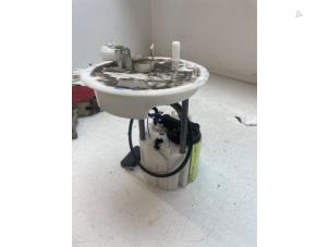 Gebruikte Benzinepomp Opel Astra Mk.7 1.2 110 Prijs € 65,00 Margeregeling aangeboden door Autodemontage van de Laar