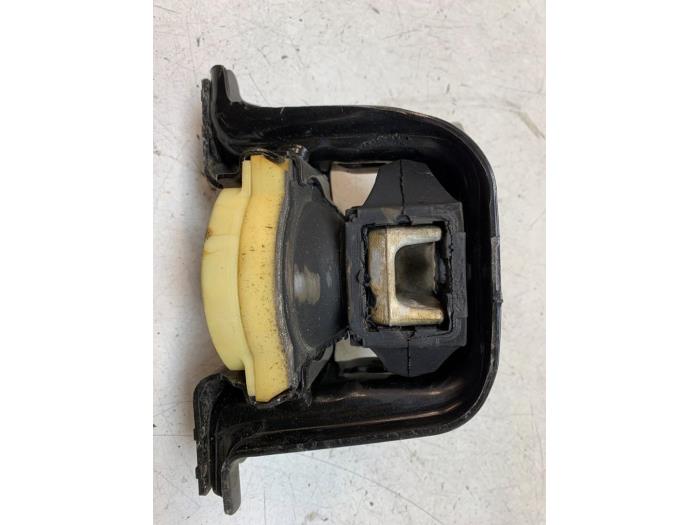 Gebruikte Motorrubber Peugeot 208 I (CA/CC/CK/CL) 1.6 HDi 115 16V Prijs € 25,00 Margeregeling aangeboden door Autodemontage van de Laar
