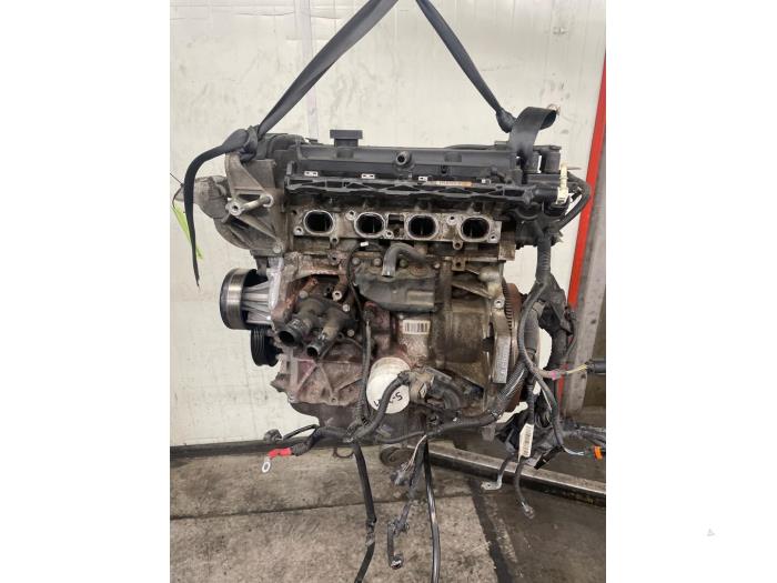 Gebruikte Motor Ford Fiesta 6 (JA8) 1.25 16V Prijs € 600,00 Margeregeling aangeboden door Autodemontage van de Laar
