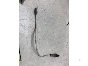 Gebruikte Lambda Sonde Renault Scénic III (JZ) 1.2 16V TCe 130 Prijs € 40,00 Margeregeling aangeboden door Autodemontage van de Laar