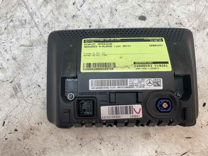 Gebruikte Display Interieur Mercedes A (W176) 1.8 A-180 CDI 16V Autom. Prijs op aanvraag aangeboden door Autodemontage van de Laar