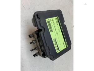 Gebruikte ABS Pomp Ford Fiesta 6 (JA8) 1.25 16V Prijs € 125,00 Margeregeling aangeboden door Autodemontage van de Laar