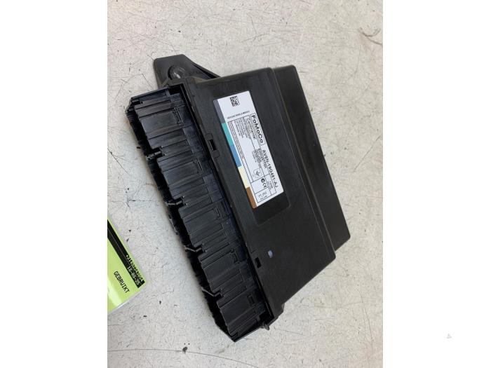 Gebruikte Computer Body Control Ford Focus 3 Wagon 1.6 Ti-VCT 16V 125 Prijs € 40,00 Margeregeling aangeboden door Autodemontage van de Laar