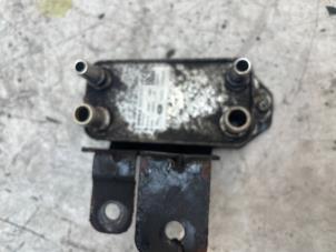 Gebruikte Oliekoeler Landrover Range Rover Velar (LY) 2.0 D180 AWD Prijs € 50,00 Margeregeling aangeboden door Autodemontage van de Laar