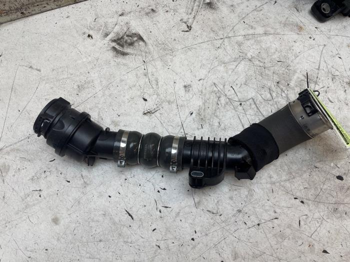 Gebruikte Intercooler Buis Mercedes Citan (420.6) 1.5 110 CDI Prijs op aanvraag aangeboden door Autodemontage van de Laar