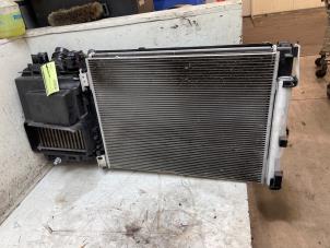 Gebruikte Koelerset Renault Clio V (RJAB) 1.0 TCe 90 12V Prijs € 650,00 Margeregeling aangeboden door Autodemontage van de Laar